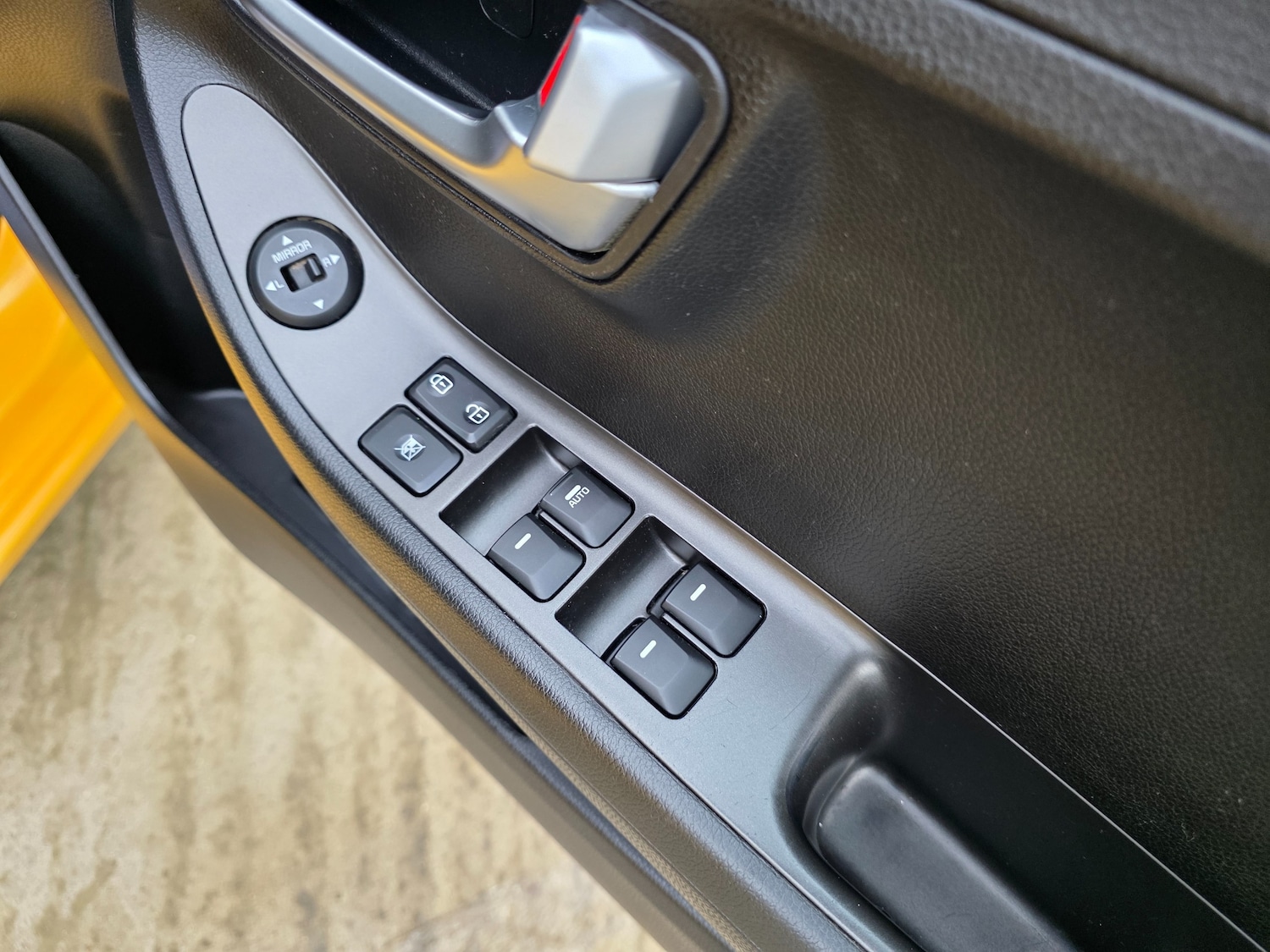 Used Kia Picanto 2015 for sale - 76577445: Photo 11