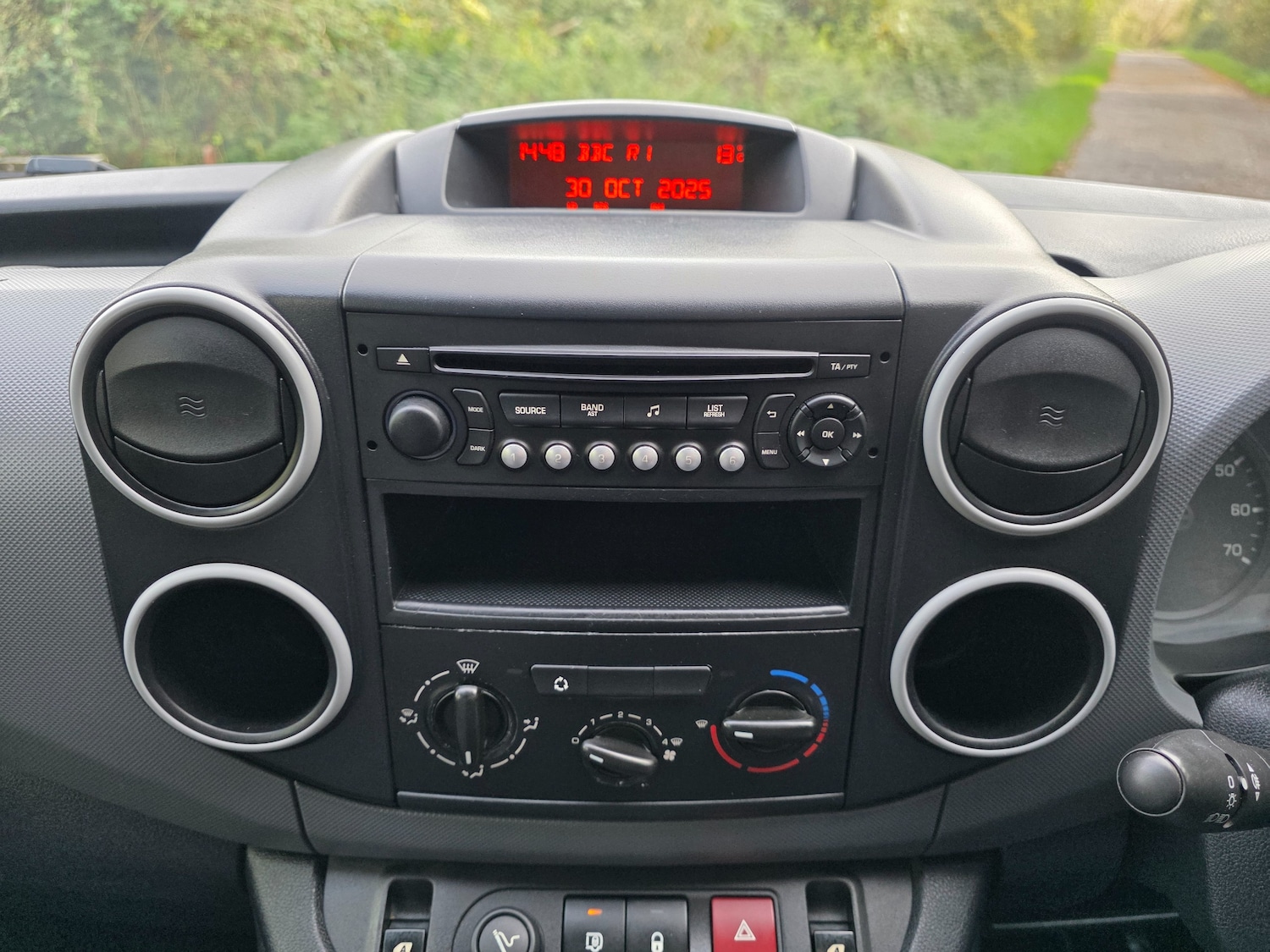 Used Peugeot Partner 2013 for sale - 76429516: Photo 14