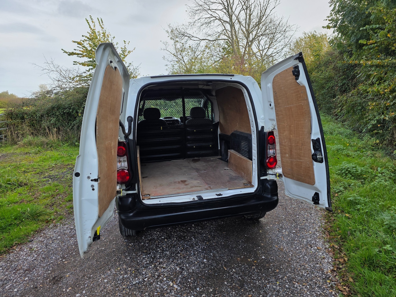 Used Peugeot Partner 2013 for sale - 76429516: Photo 8