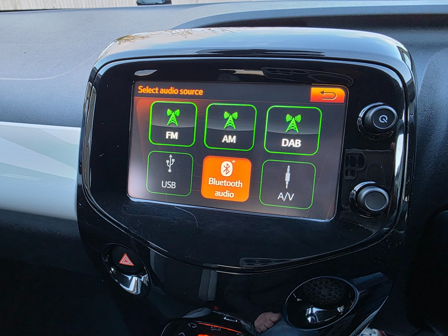 Used Toyota AYGO 2018 for sale - 77287369: Photo 14