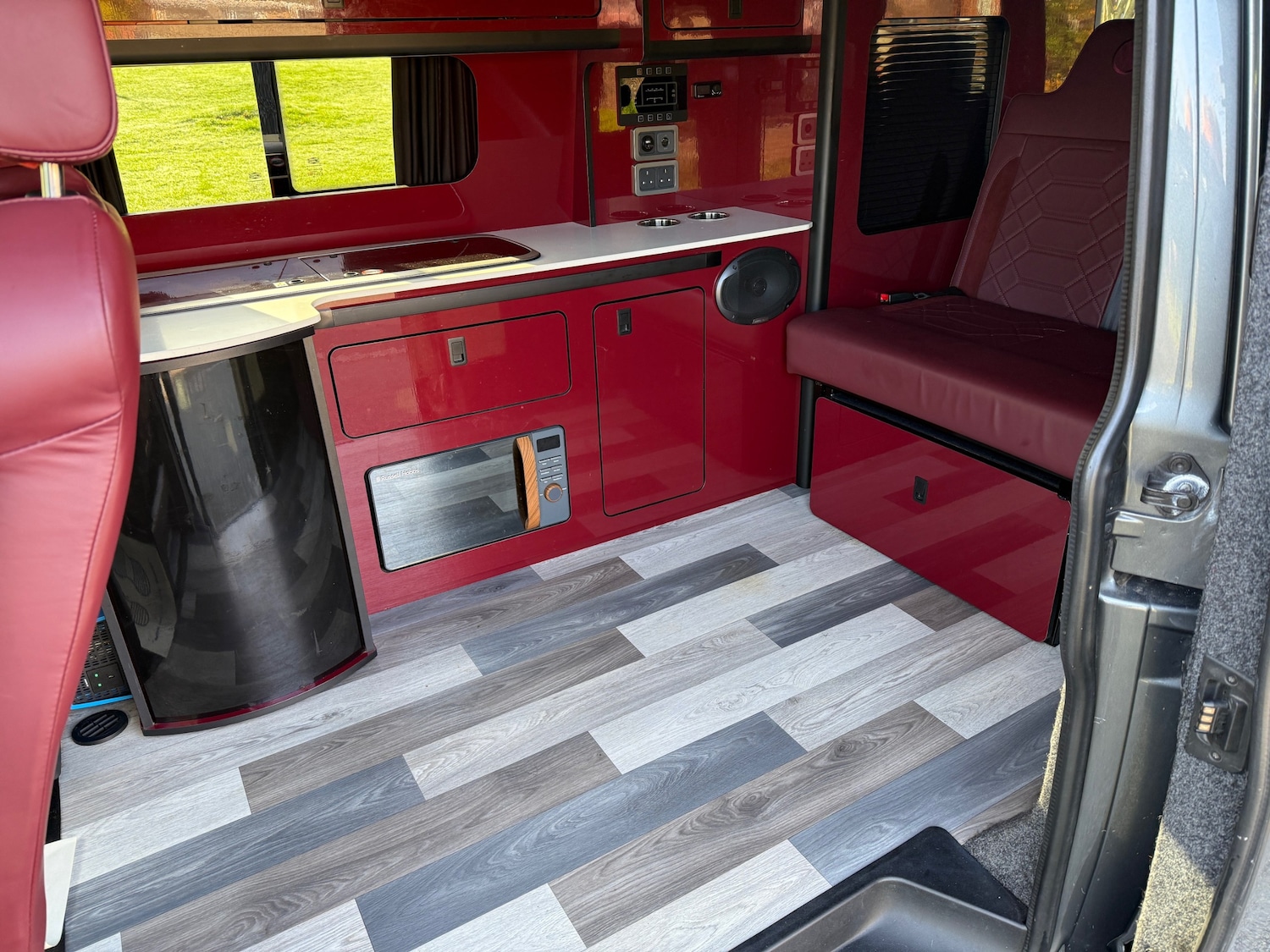 Used Volkswagen Transporter 2018 for sale - 76635077: Photo 23