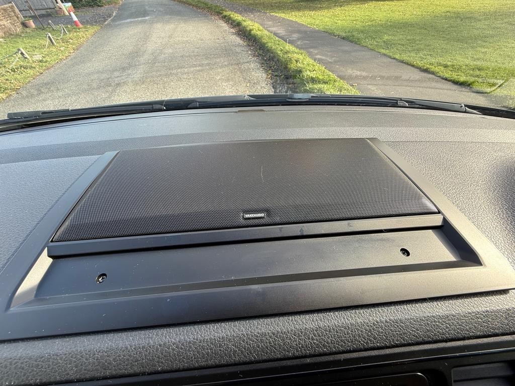 Used Volkswagen Transporter 2018 for sale - 76635077: Photo 27