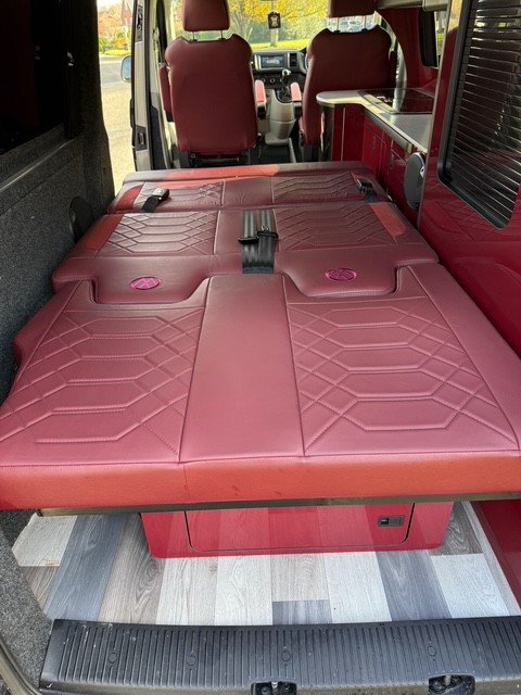 Used Volkswagen Transporter 2018 for sale - 76635077: Photo 40