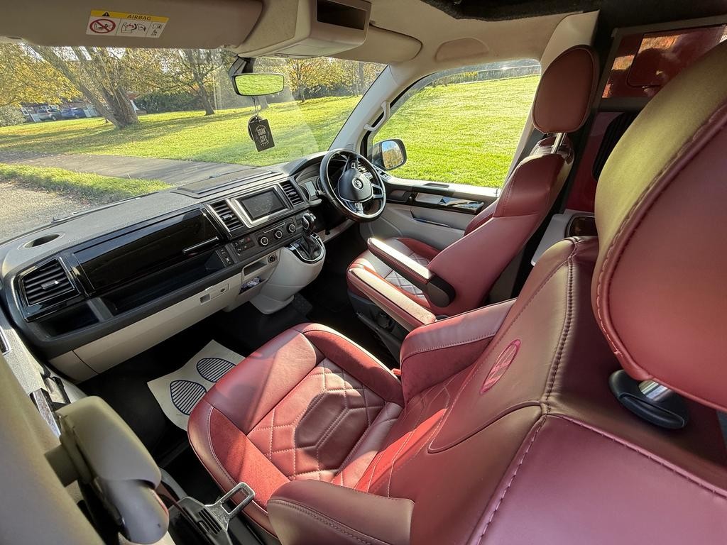 Used Volkswagen Transporter 2018 for sale - 76635077: Photo 9