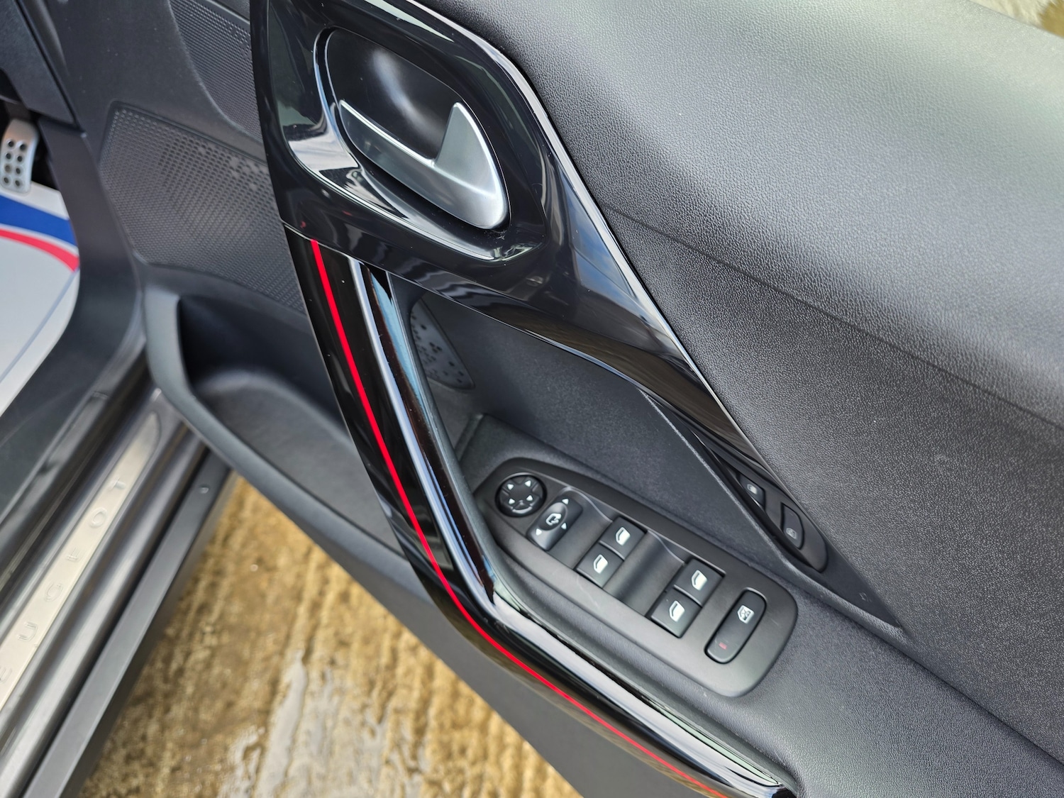 Used Peugeot 2008 2019 for sale - 77654093: Photo 19