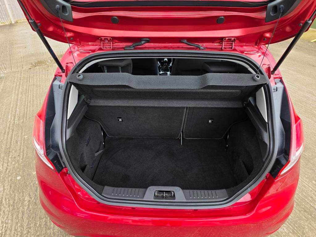 Used Ford Fiesta 2016 for sale - 77654122: Photo 9