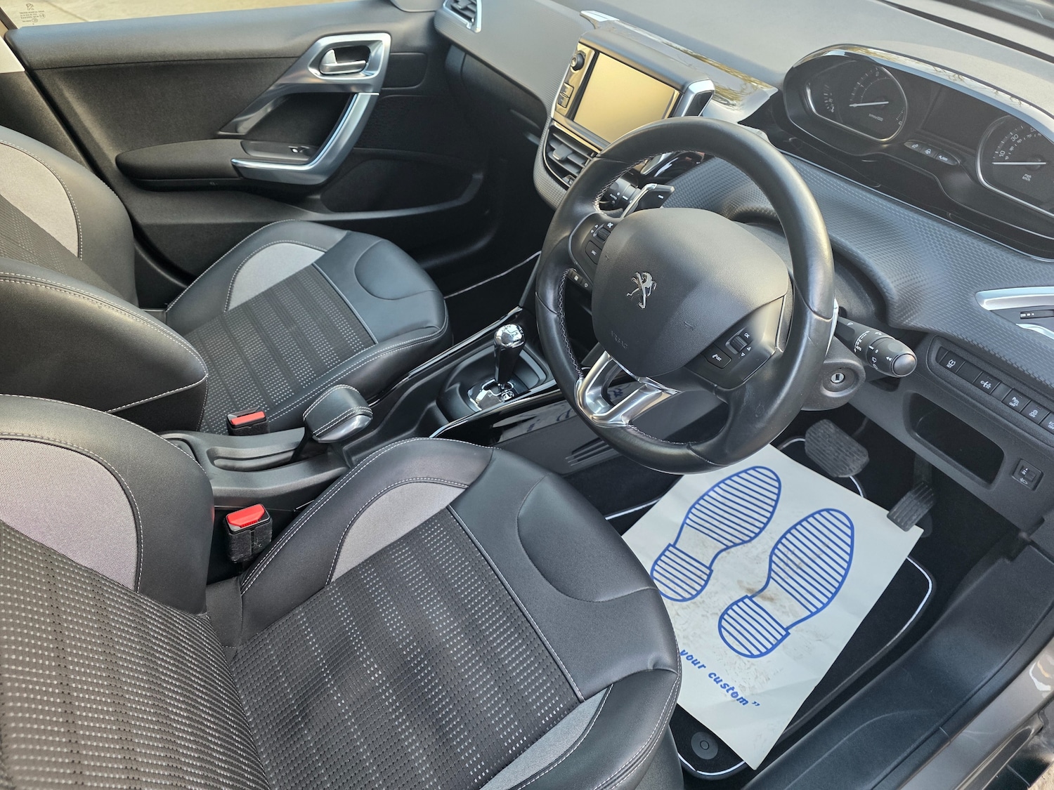 Used Peugeot 2008 2015 for sale - 77195776: Photo 10