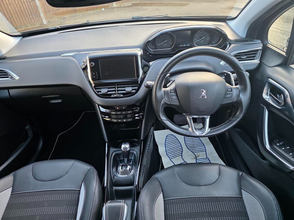 Used Peugeot 2008 2015 for sale - 77195776: Photo 12