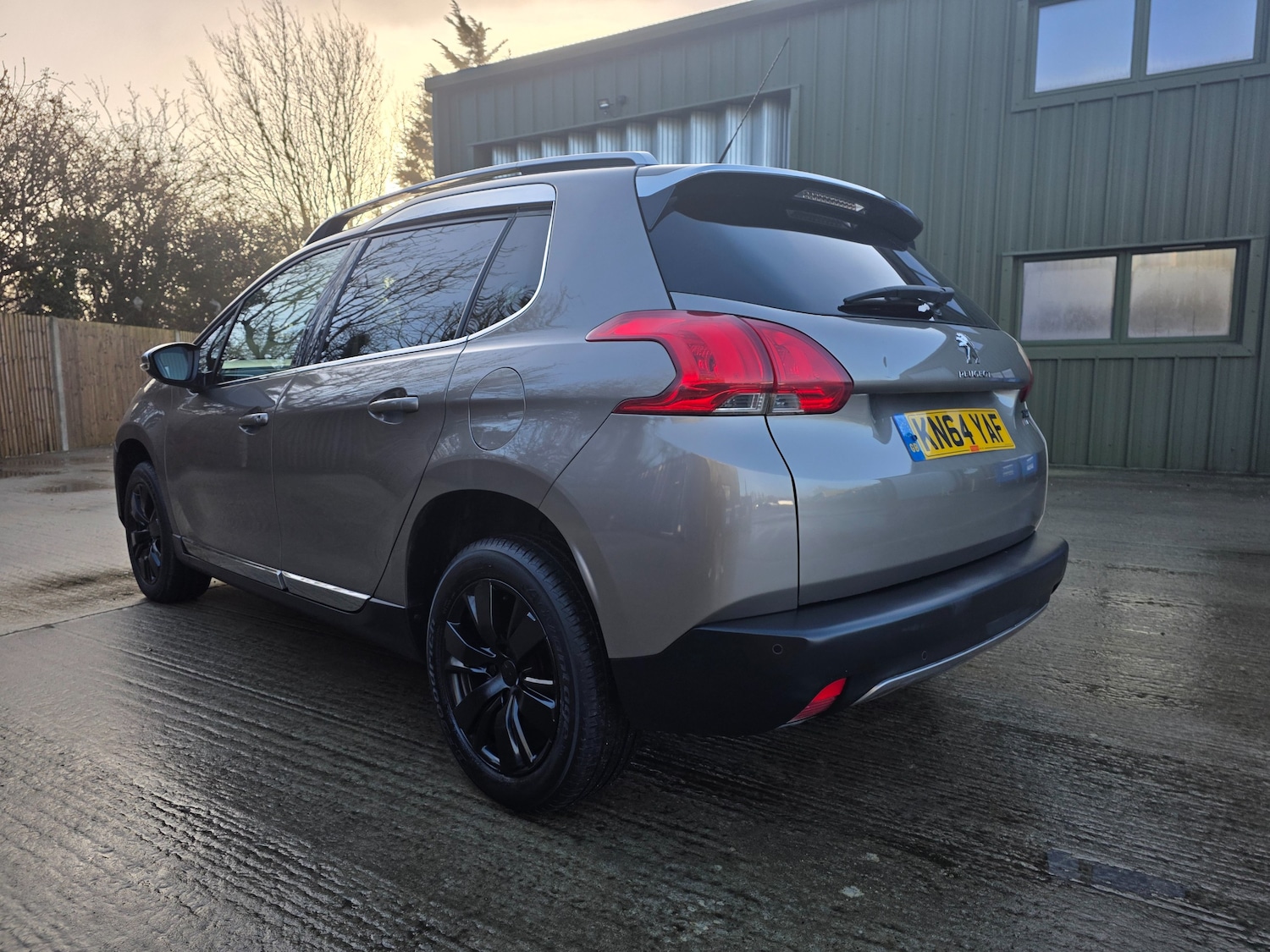 Used Peugeot 2008 2015 for sale - 77195776: Photo 4