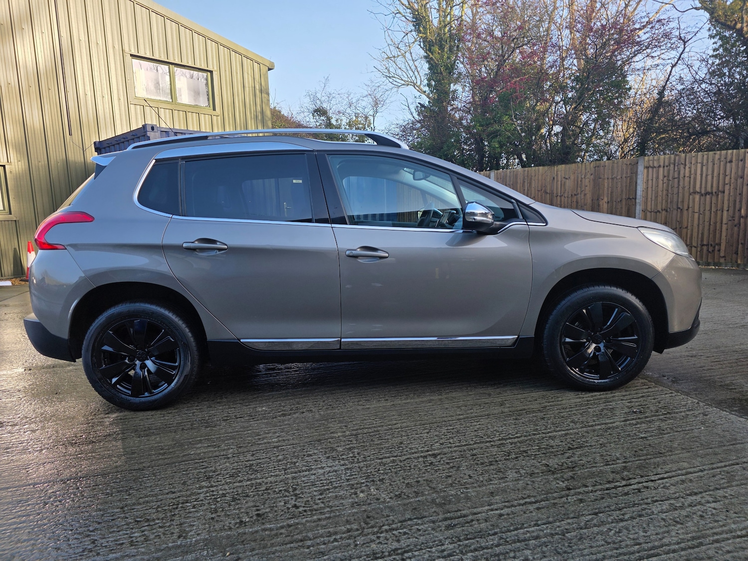 Used Peugeot 2008 2015 for sale - 77195776: Photo 6