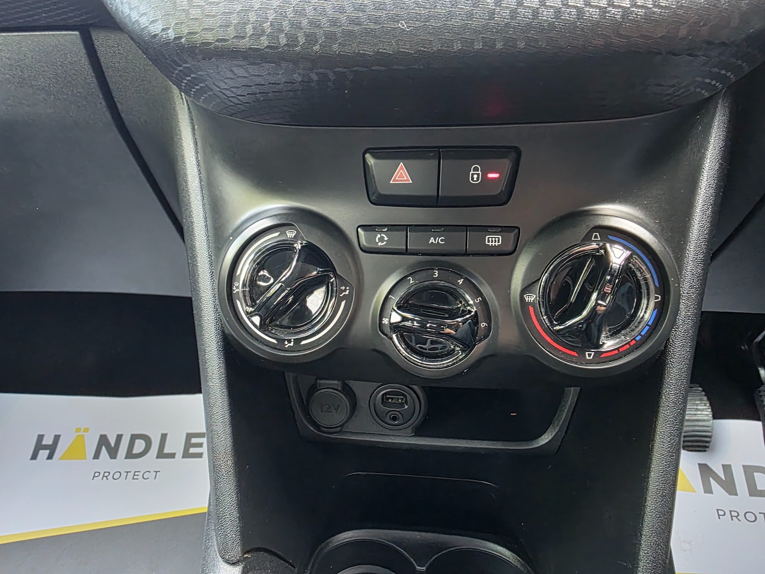 Used Peugeot 208 2018 for sale - 76174161: Photo 13