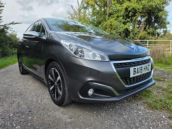 Used Peugeot 208 2018 for sale - 76174161: Photo