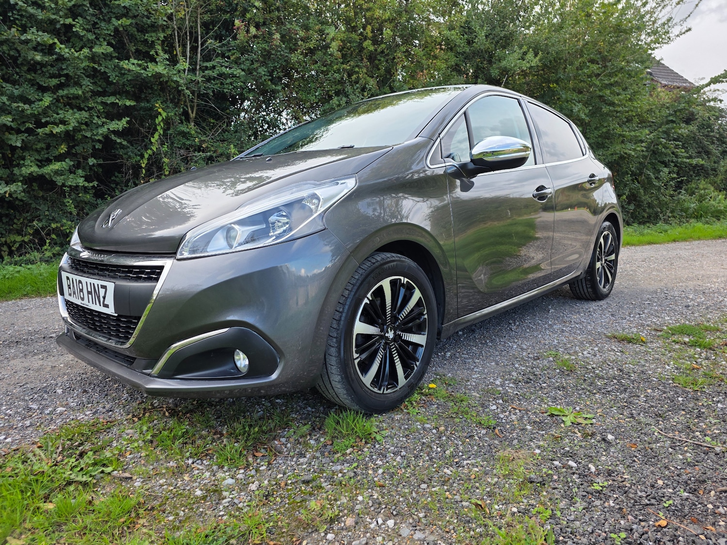 Used Peugeot 208 2018 for sale - 76174161: Photo 2