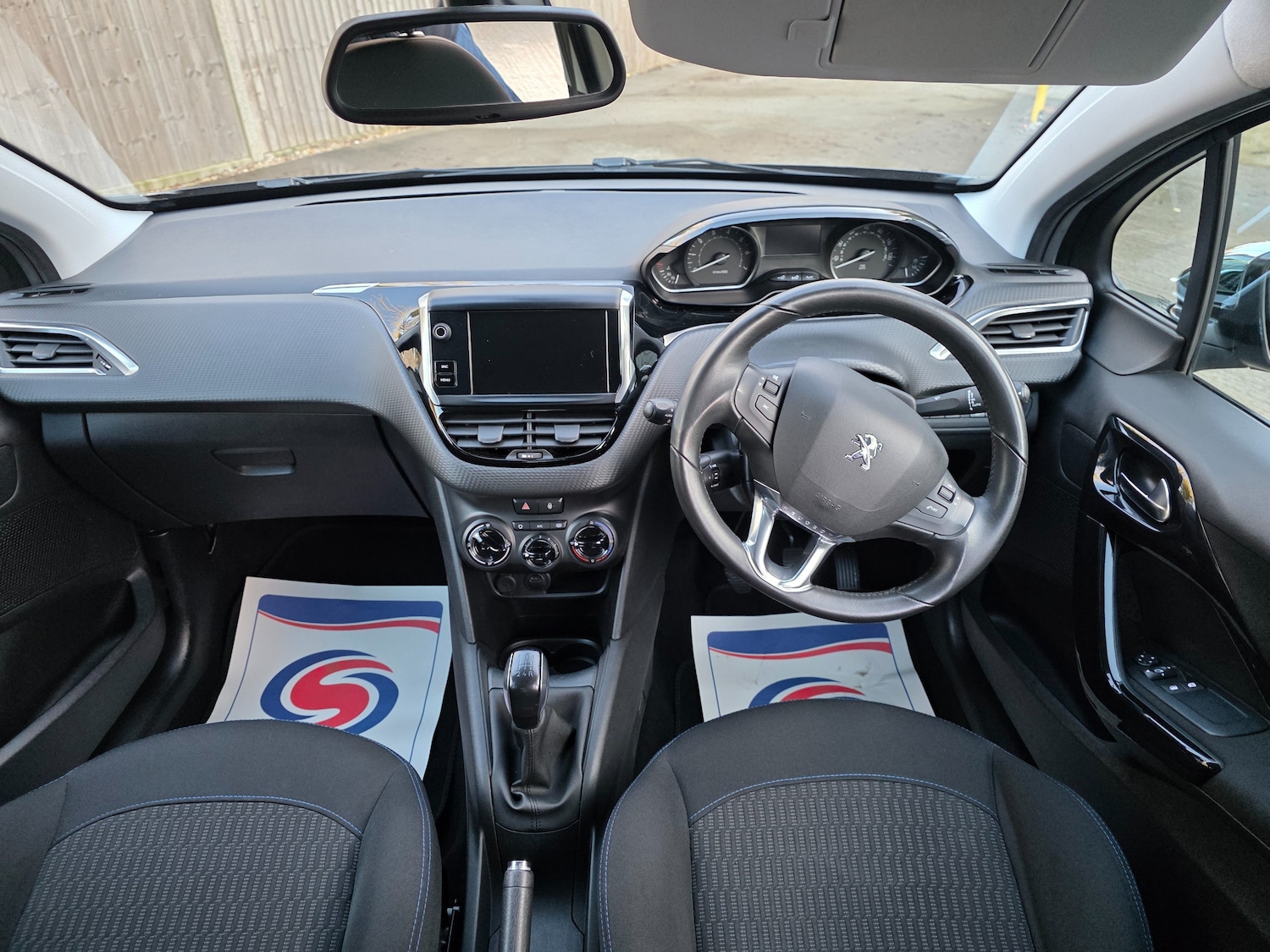 Used Peugeot 208 2019 for sale - 76972982: Photo 13