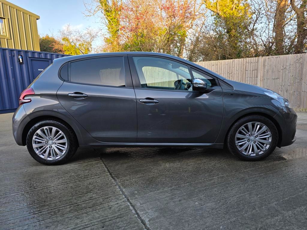 Used Peugeot 208 2019 for sale - 76972982: Photo 5