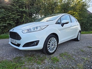 Used Ford Fiesta 2014 for sale - 76174168: Photo
