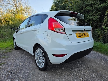 Used Ford Fiesta 2014 for sale - 76174168: Photo