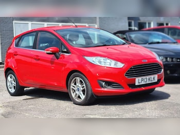 2013 (13) - 1.0T EcoBoost Zetec Euro 5 (s/s) 5dr