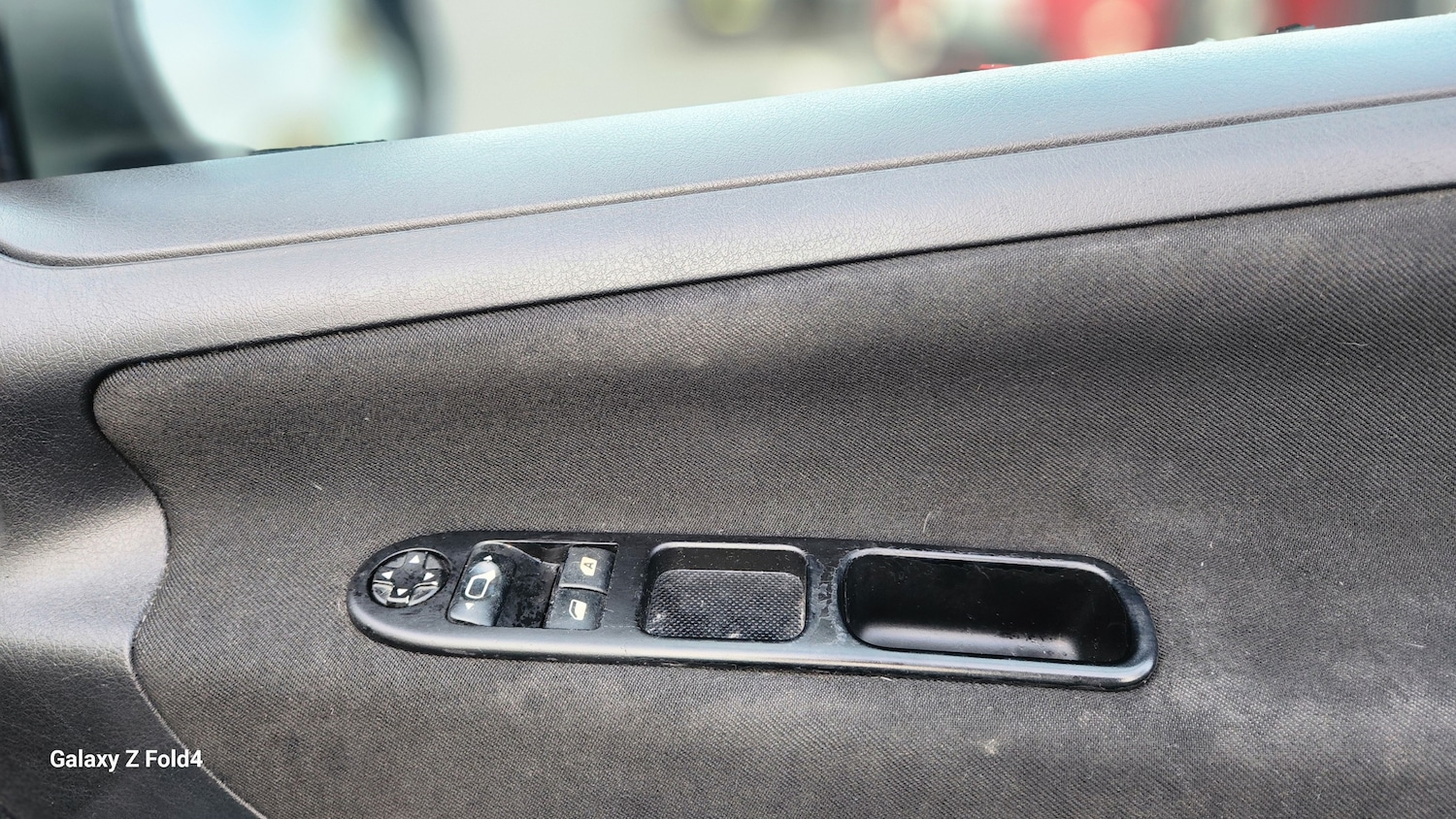 Used Peugeot 207 2011 for sale - 77533733: Photo 19