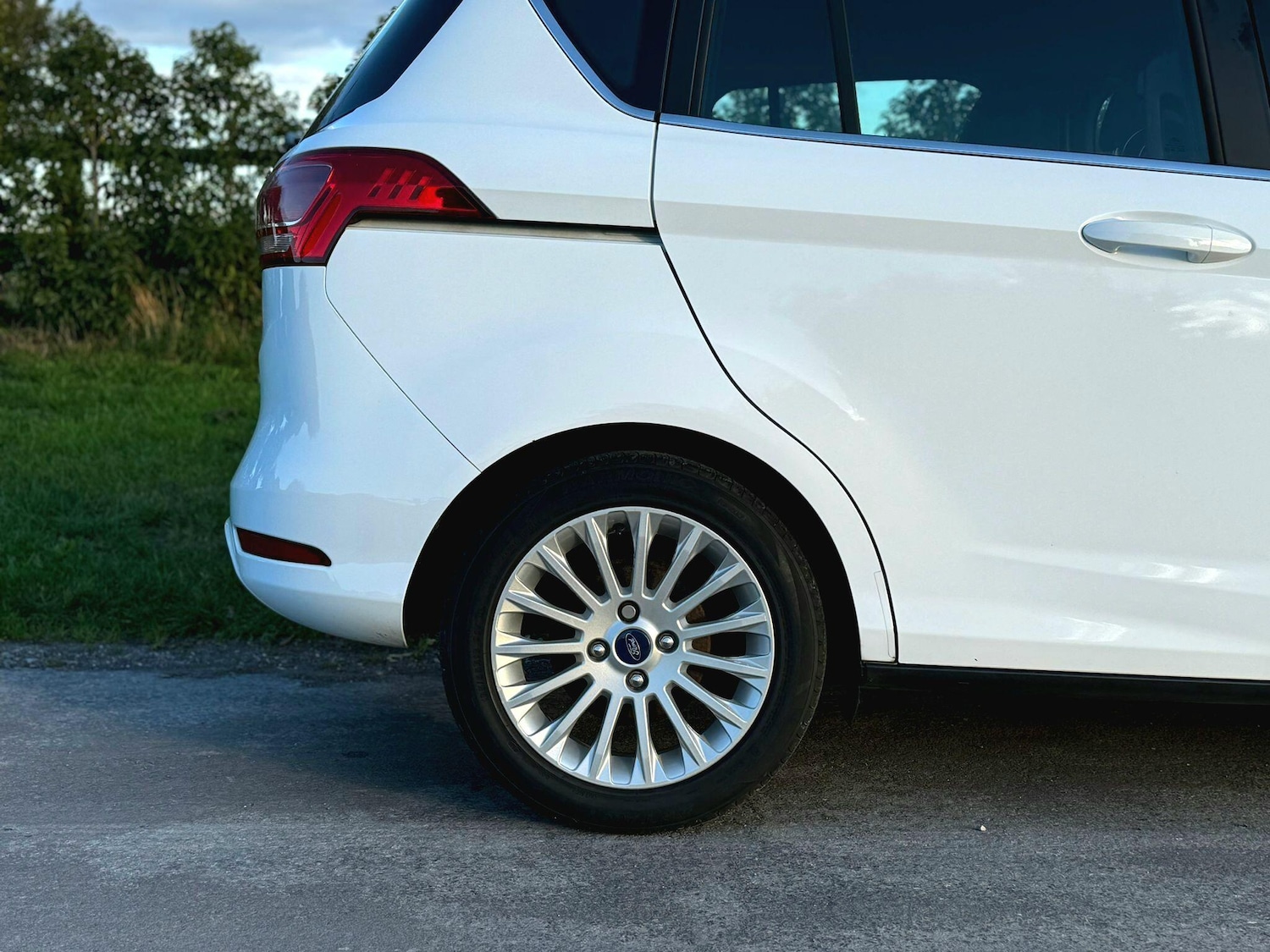 Used Ford B-MAX 2013 for sale - 76095142: Photo 13