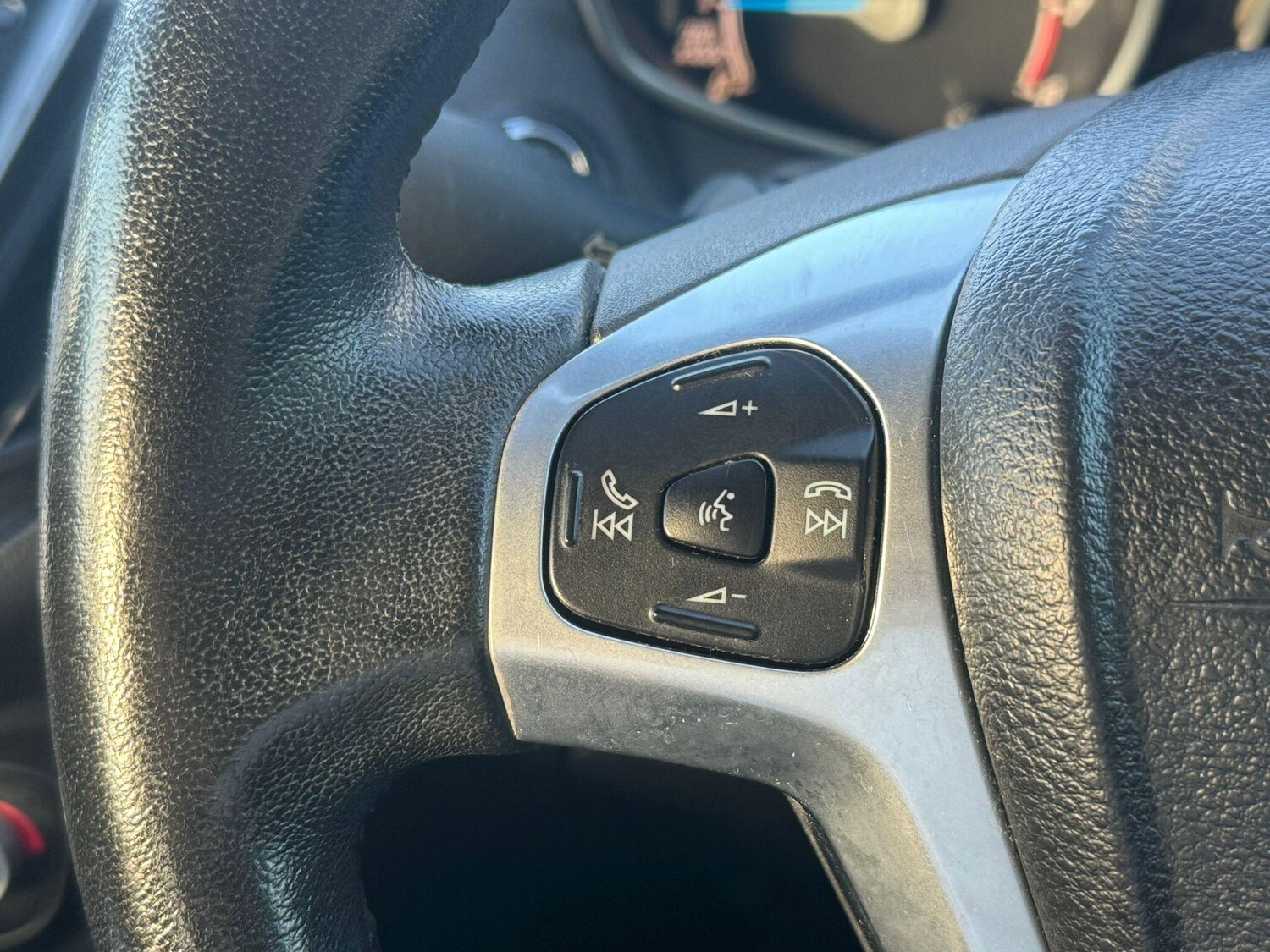 Used Ford B-MAX 2013 for sale - 76095142: Photo 24