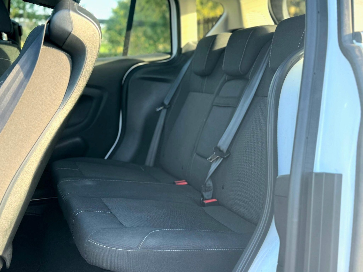 Used Ford B-MAX 2013 for sale - 76095142: Photo 31