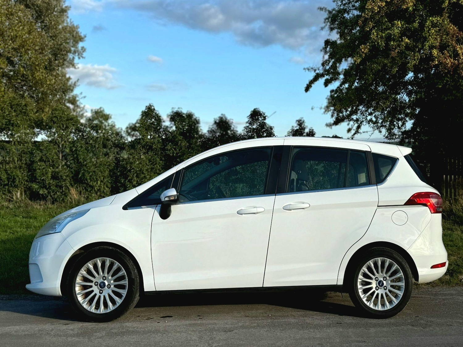 Used Ford B-MAX 2013 for sale - 76095142: Photo 9