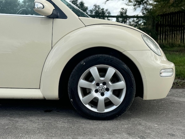 Used Volkswagen Beetle 2005 for sale - 76032011: Photo 14