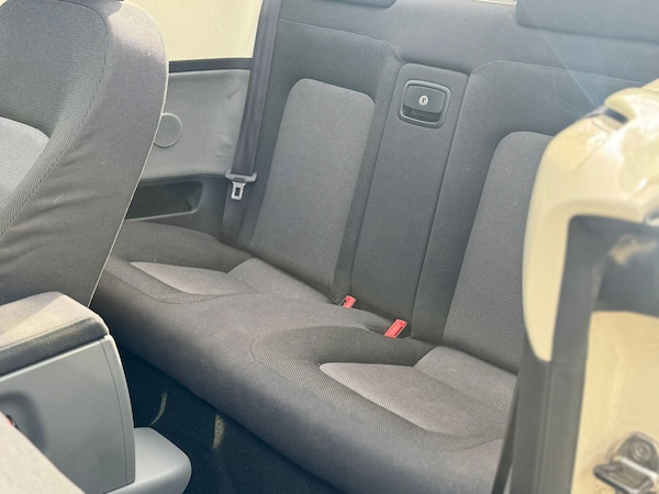 Used Volkswagen Beetle 2005 for sale - 76032011: Photo 16