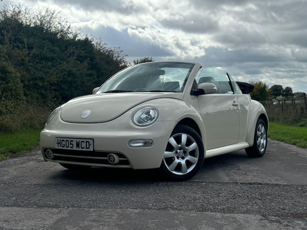 Used Volkswagen Beetle 2005 for sale - 76032011: Photo 2
