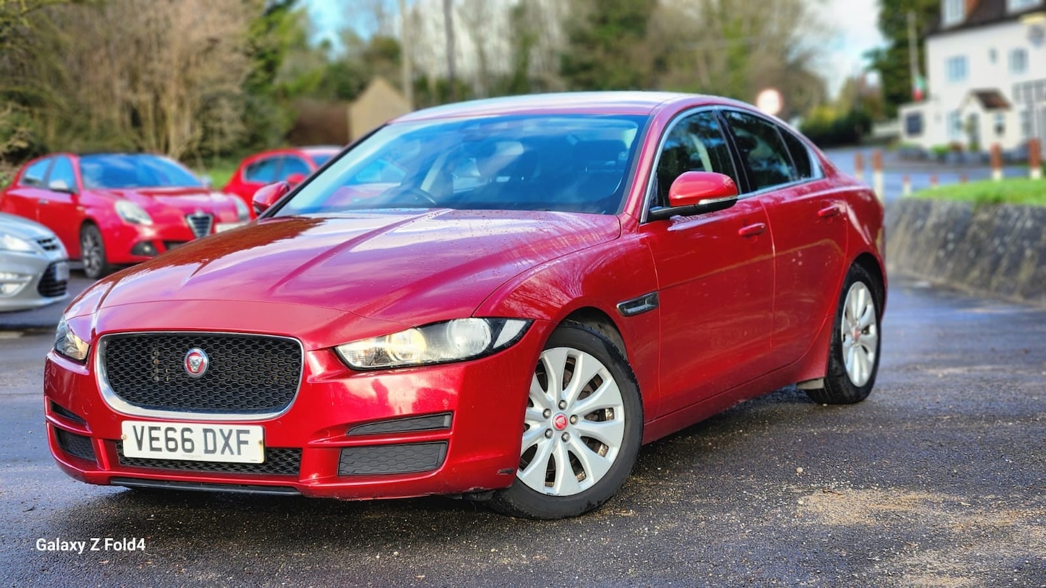 Used Jaguar XE 2016 for sale - 76949844: Photo 3