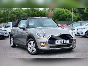 Used MINI Convertible 2016 for sale - 78831570: Photo