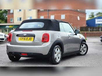 Used MINI Convertible 2016 for sale - 78831570: Photo