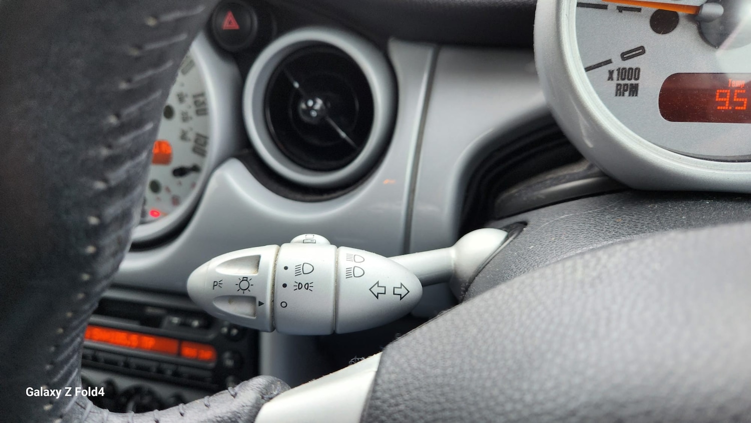 Used MINI Hatch 2004 for sale - 76809305: Photo 24