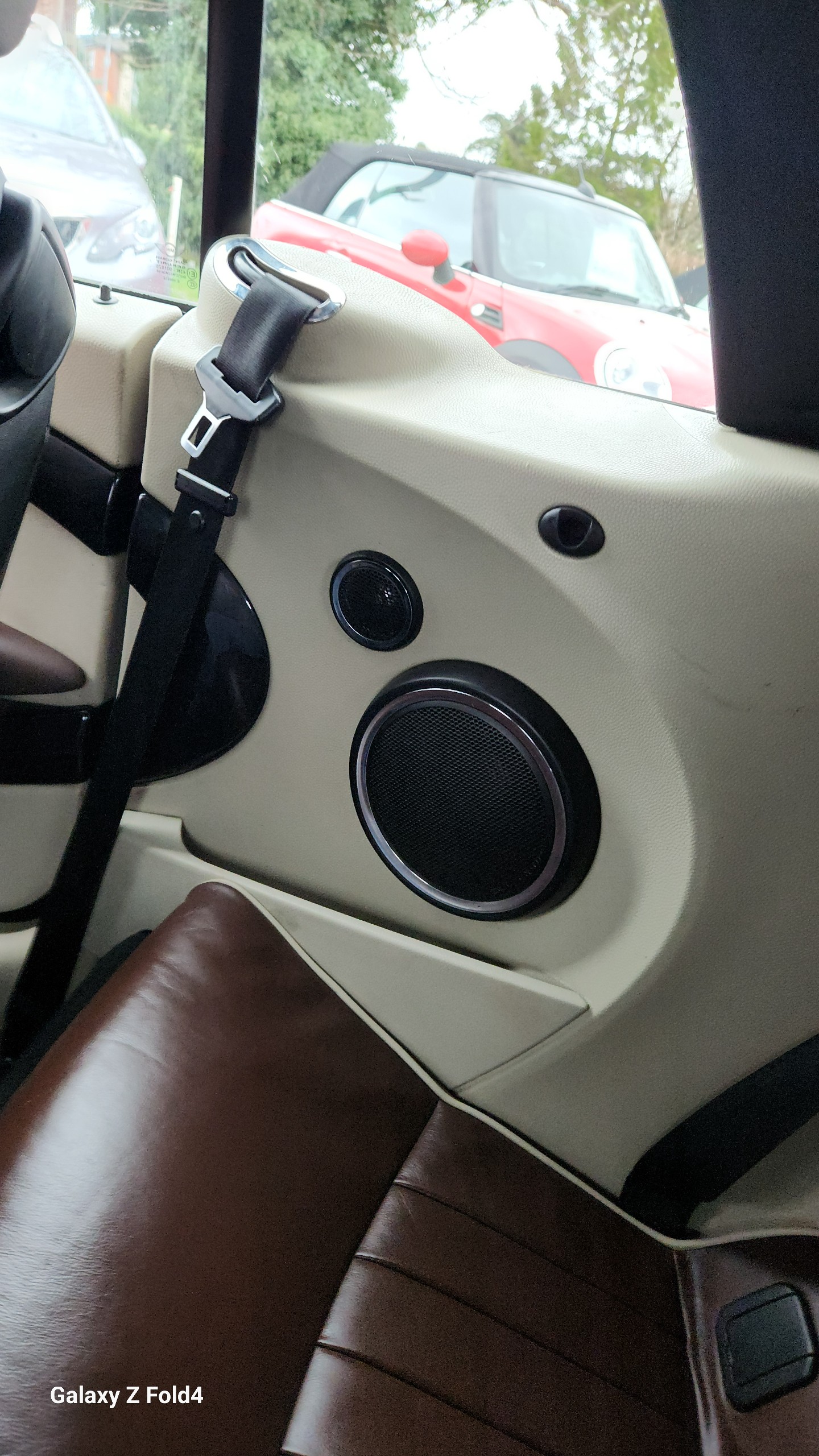 Used MINI Convertible 2010 for sale - 77764276: Photo 16