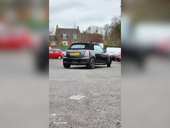 Used MINI Convertible 2010 for sale - 77764276: Photo
