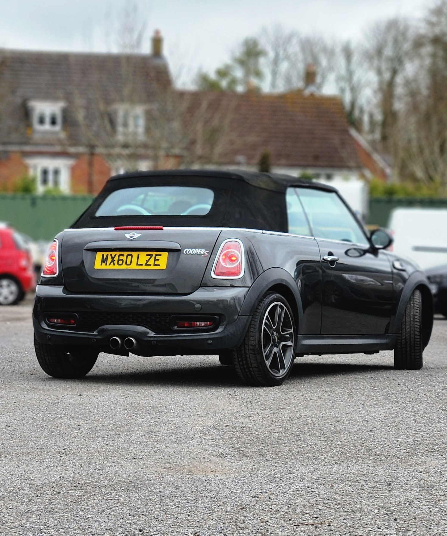Used MINI Convertible 2010 for sale - 77764276: Photo 5