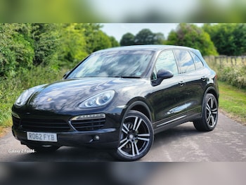 Used Porsche Cayenne 2012 for sale - 75071714: Photo