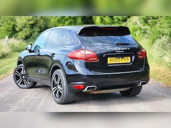 Used Porsche Cayenne 2012 for sale - 75071714: Photo