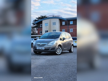 2013 (62) - 1.4T 16V SE 5dr