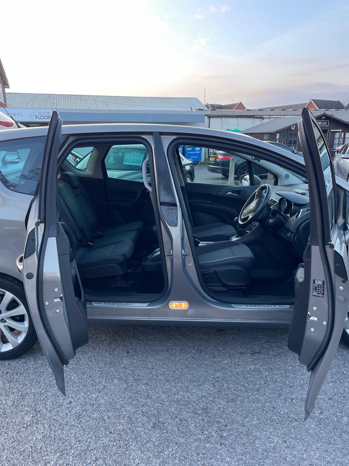 Used Vauxhall Meriva 2013 for sale - 77764275: Photo 6