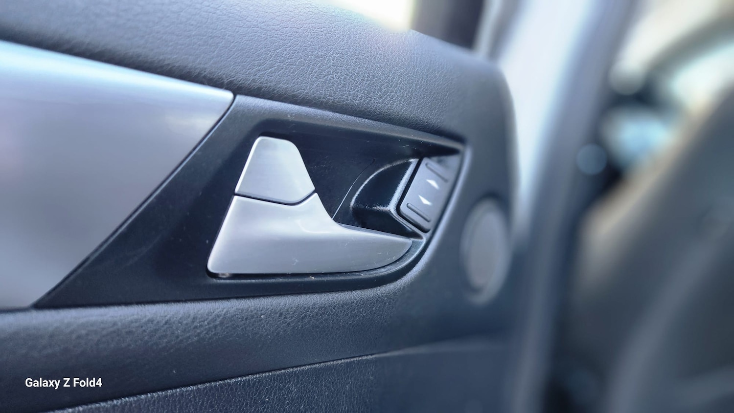 Used Ford Mondeo 2011 for sale - 76809321: Photo 30