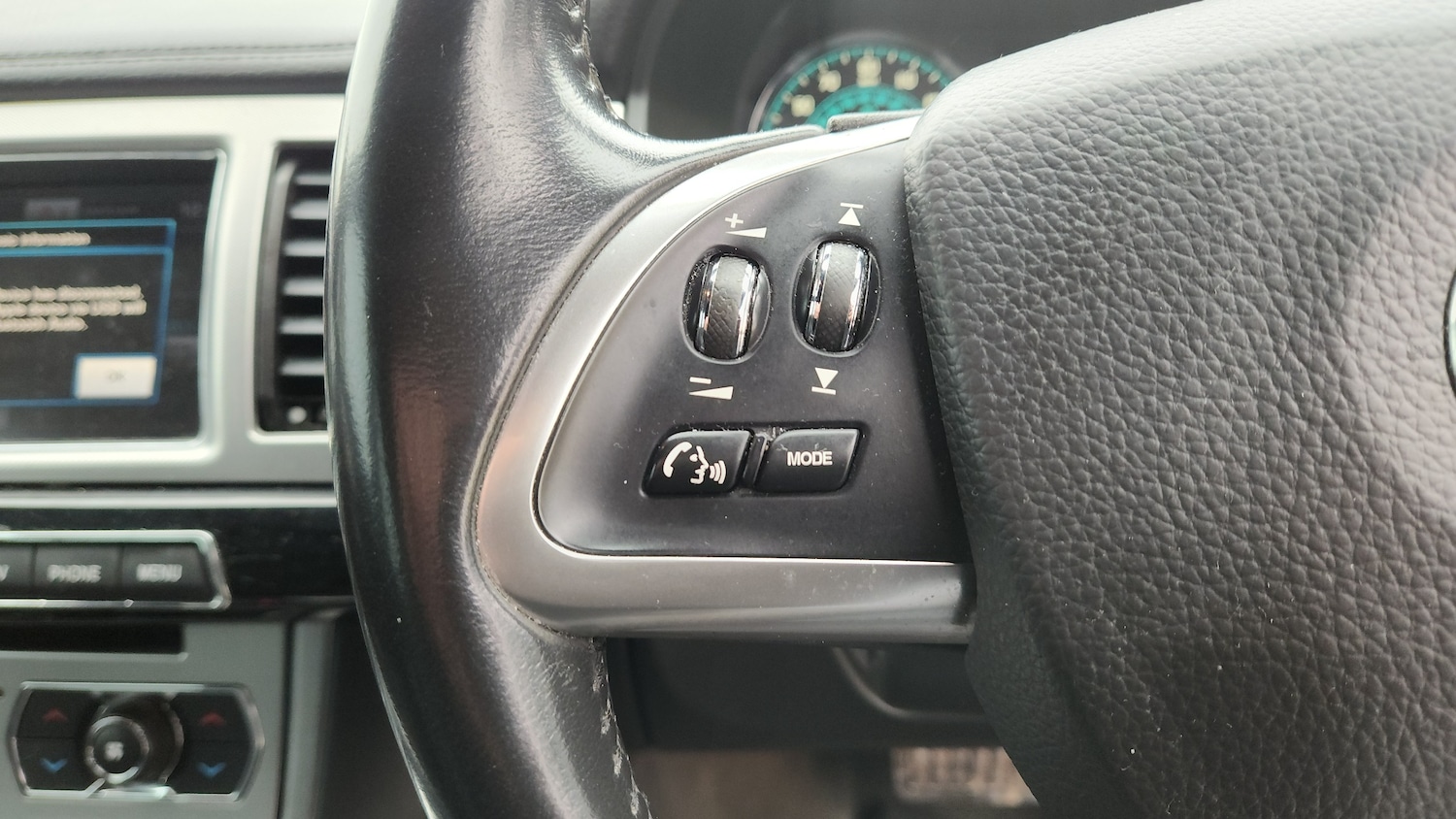 Used Jaguar XF 2015 for sale - 77779495: Photo 17