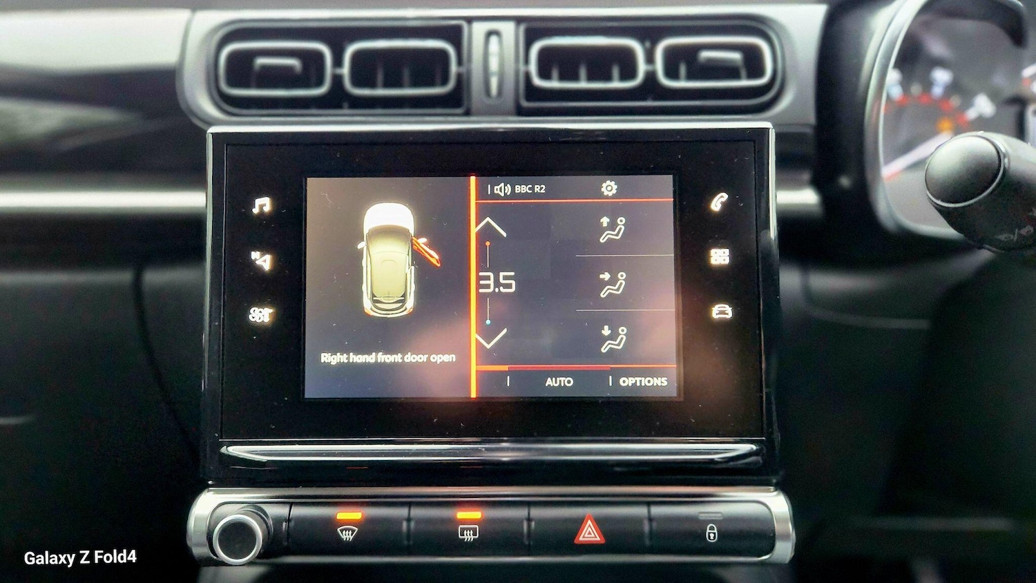 Used Citroen C3 2018 for sale - 76809303: Photo 28