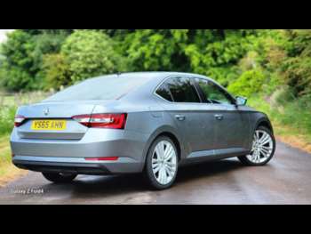 Used Skoda Superb 2015 for sale - 74726733: Photo