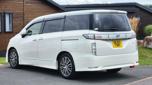 Used Nissan Elgrand 2022 for sale - 75377031: Photo 3