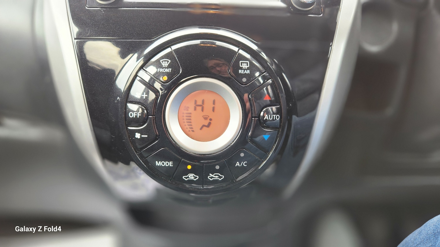 Used Nissan Note 2015 for sale - 77234050: Photo 17