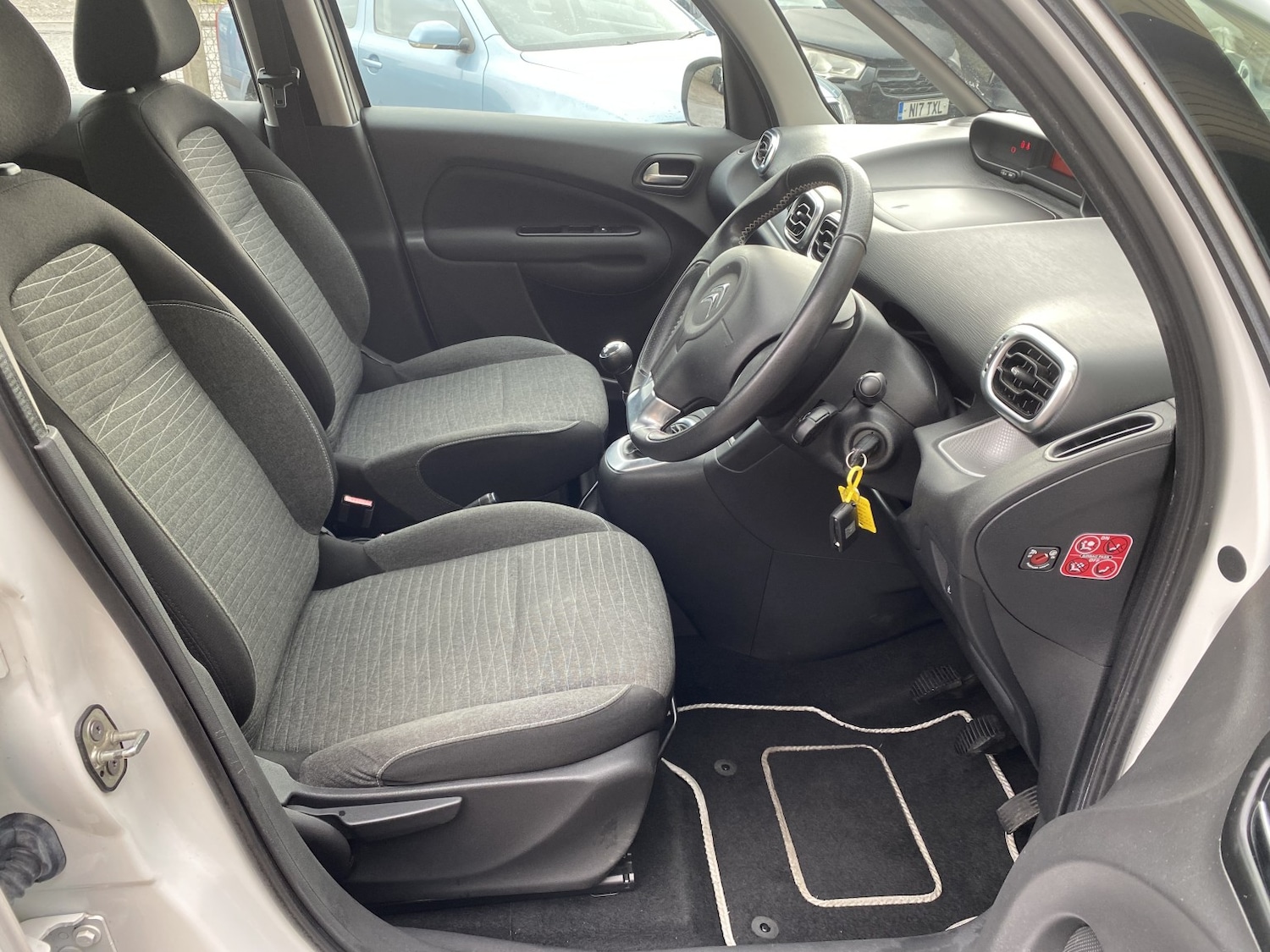 Used Citroen C3 Picasso 2016 for sale - 77622521: Photo 14