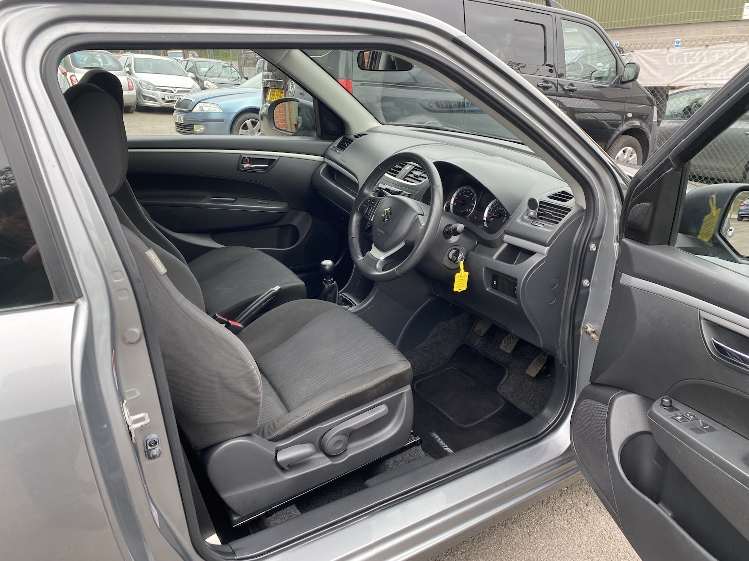 Used Suzuki Swift 2010 for sale - 78098200: Photo 13