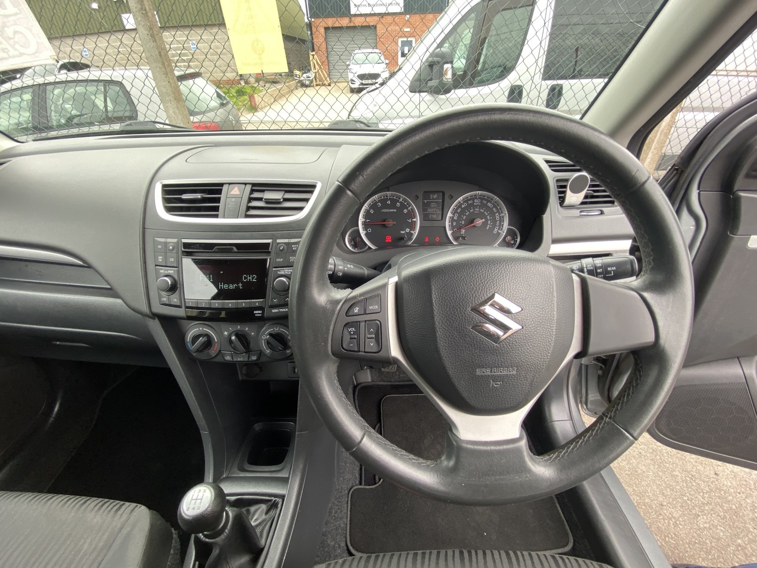 Used Suzuki Swift 2010 for sale - 78098200: Photo 17